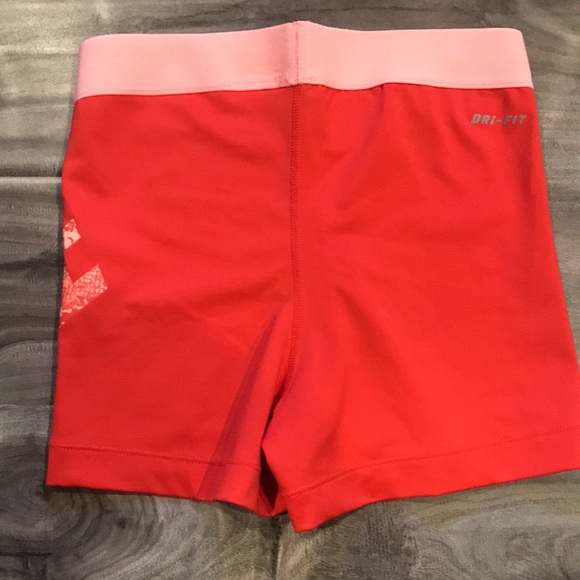 Nike Pro Shorts - Picture 2 of 3